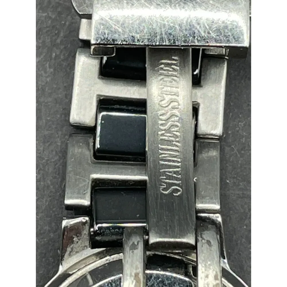 GW vtg quartz